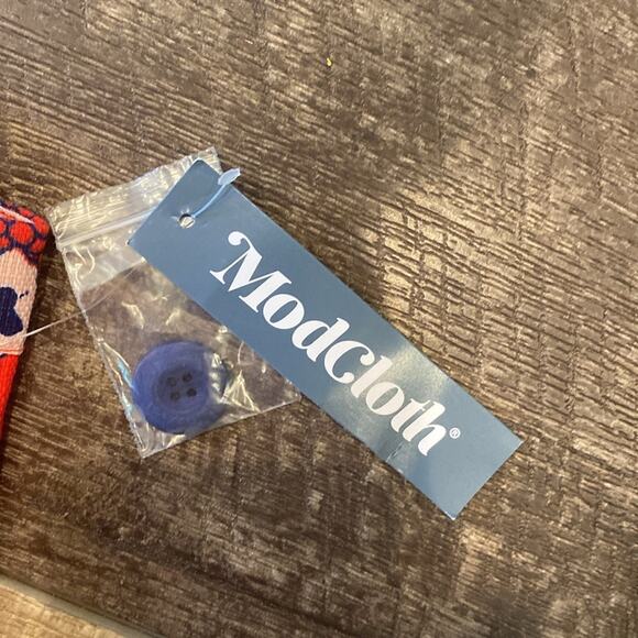 NWT ModCloth Women's Sleeveless Floral Retro Woven Shift Dress Red Size 1X - Picture 5 of 11